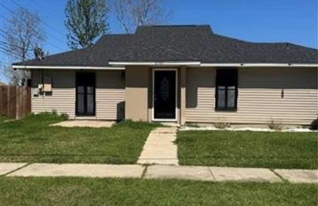 2501 VIRGINIAN COLONY Avenue photos photos