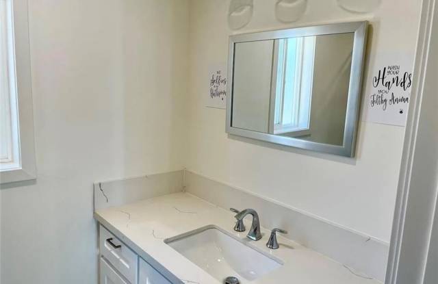 8466 Quartz Avenue photos photos