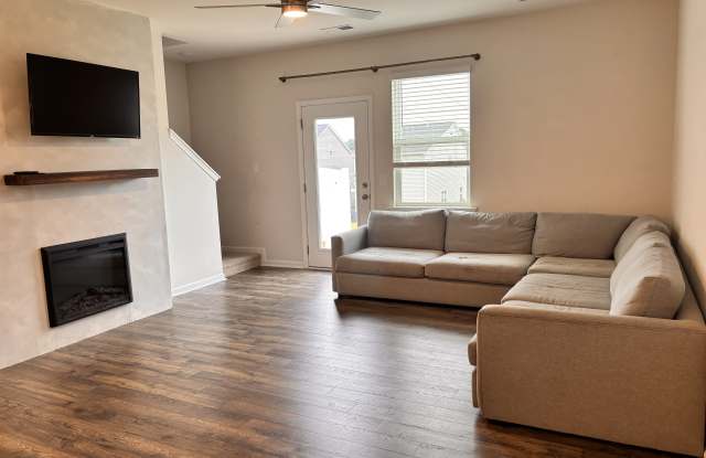 250 Sunny Hill Drive Gallery 4