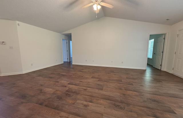 111 Turnstone Court Gallery 3