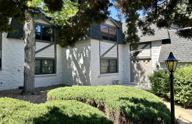 3511 South Hillcrest Drive - 1Unit #3 Gallery 3