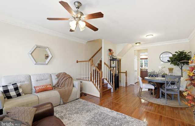 20467 GREYMONT Terrace Gallery 3