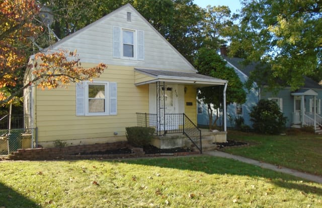 438 Westshire Dr - 438 Westshire Drive, Catonsville, MD 21228