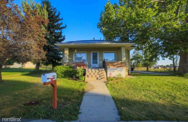 699 W 300 N - 699 West 300 North, Brigham City, UT 84302