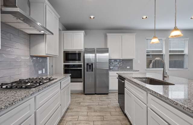 300 Delta Crest Maxwell TX 78641 photos photos