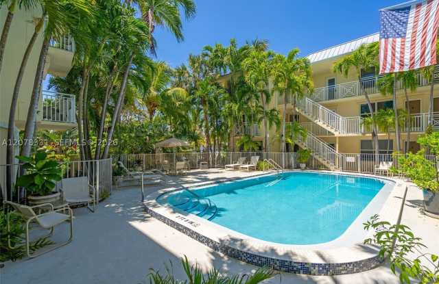 255 Sunrise Dr photos photos