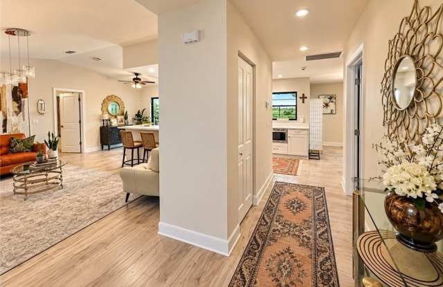 3000 Orange Grove Trl Gallery 3