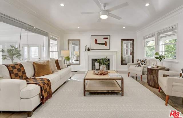 852 11th St photos photos