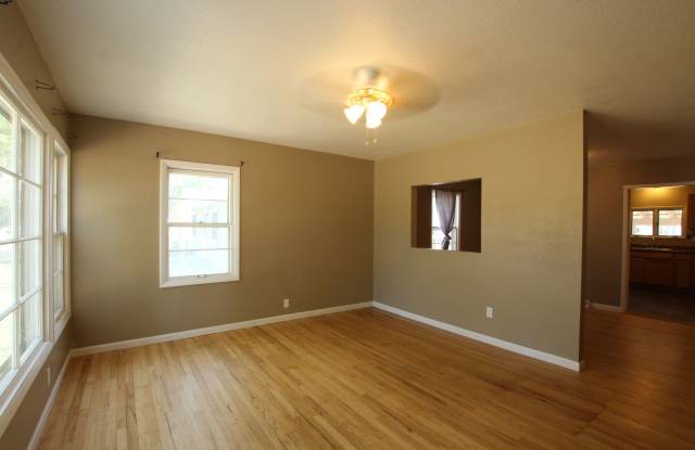 East-End Home for Lease Gallery 3