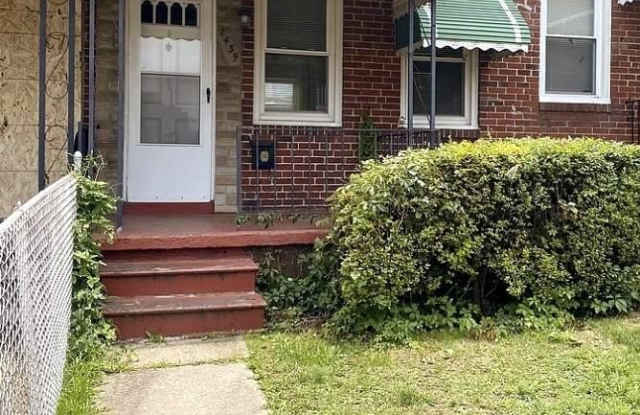 2439 ASHTON STREET photos photos