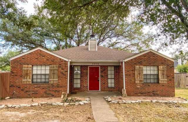 4608 Treadgold Lane photos photos