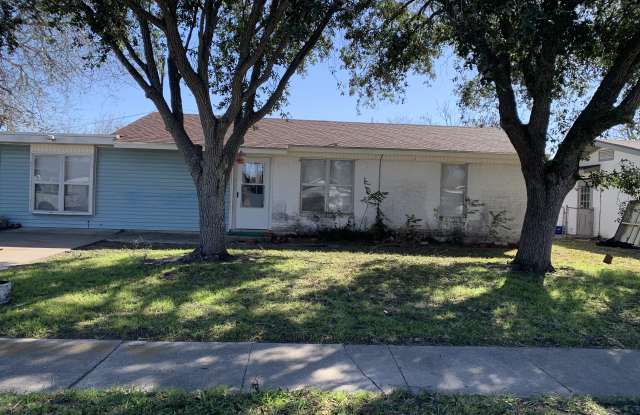 1606 Sprucewood Drive Gallery 2