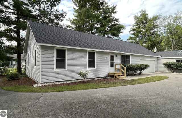 837 FERN STREET photos photos