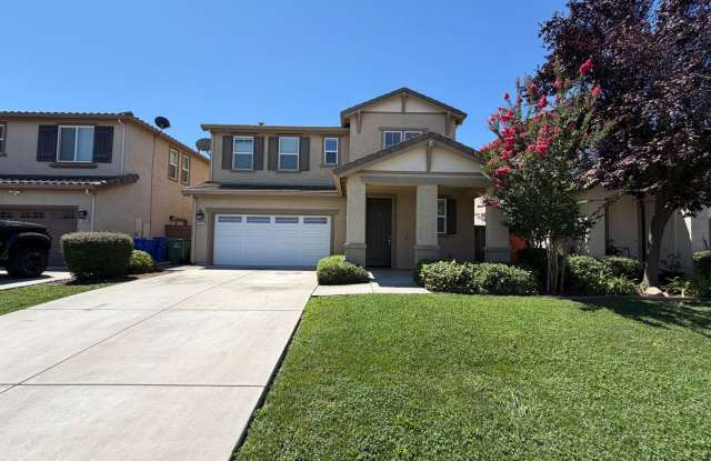 4 Bedroom, 3.5 Bath, Built in 2013, 2168 Square Feet photos photos