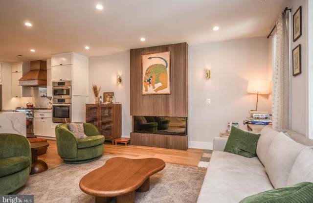 1368 RANDOLPH Street NW Gallery 2