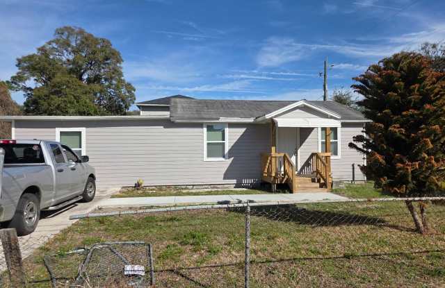 Cozy 3 bedroom 2 bath home in quiet neighborhood photos photos