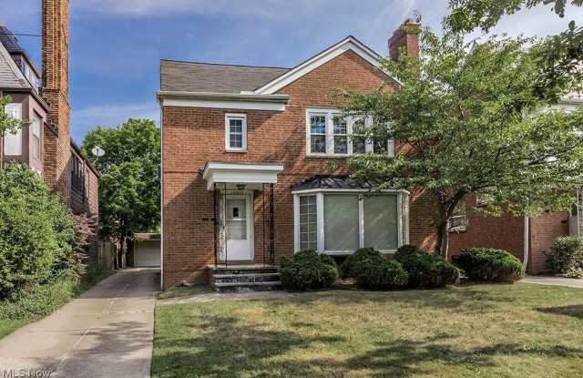 19825 Winslow Road - 19825 Winslow Road, Shaker Heights, OH 44122