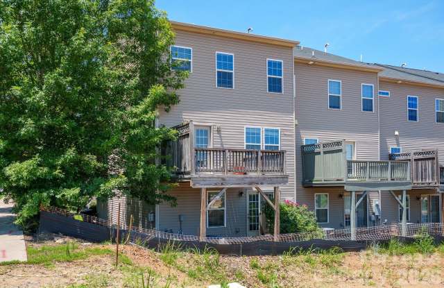 2302 Rachelwood Drive Gallery 3