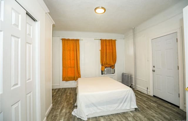 1322 Teller Avenue - 1322 Teller Avenue, Bronx, NY 10456
