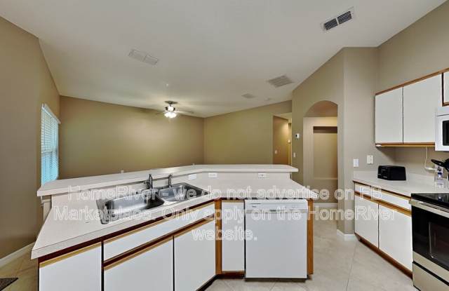 1928 Wiregrass Ct Gallery 2