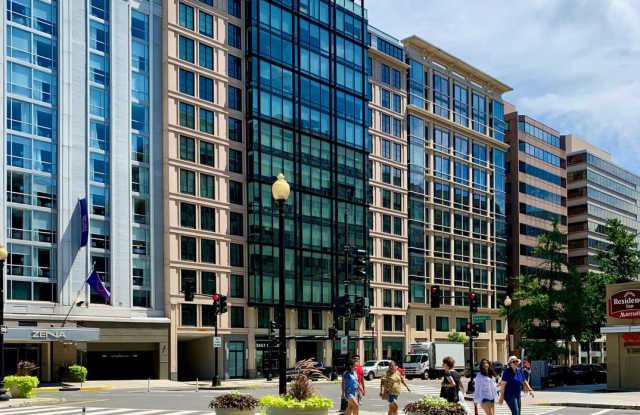 Studio Condo with Fantastic View, High-End Appliances, Wide Windows, Gorgeous Flooring, Amazing Amenities located near McPherson Square photos photos