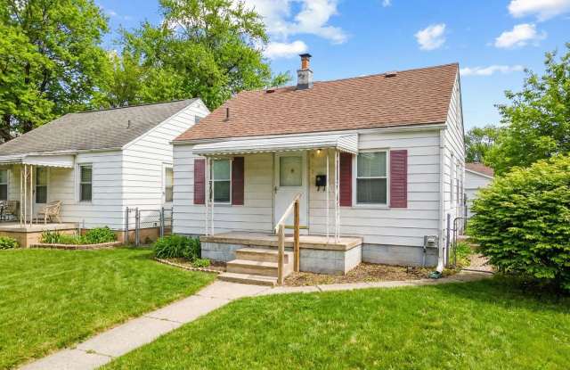 Freshly Renovated 2-Bedroom Bungalow with 2-Car Garage in Warren! photos photos