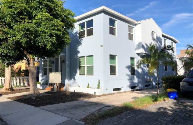 114 S M St photos photos