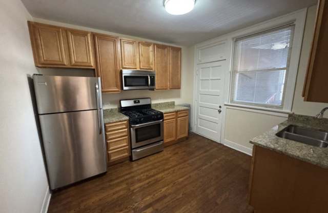 2510 North Leclaire Avenue photos photos