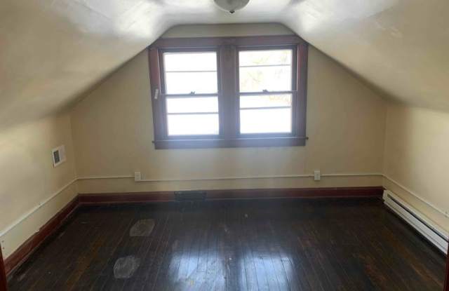 429 W Glenaven Ave TOP Gallery 3