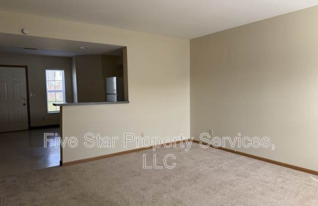 799 Titan Ct photos photos