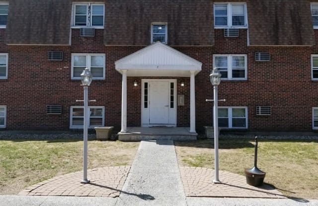 870 Haverhill Street - 870 Haverhill Street, Essex County, MA 01969