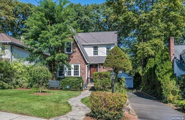 34  Fairview Avenue - 34 Fairview Avenue, Glen Rock, NJ 07452