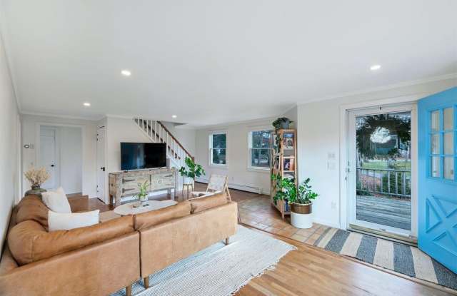 480 N Bayview Road Gallery 4