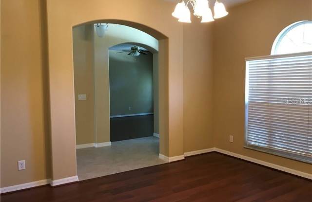 510 ROB ROY DRIVE Gallery 3