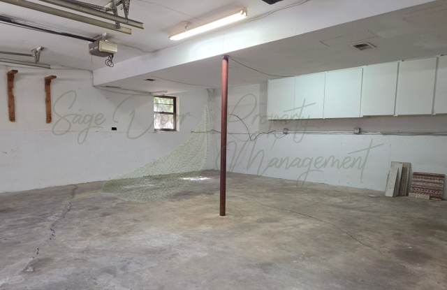 13944 S Raintree Drive Gallery 3