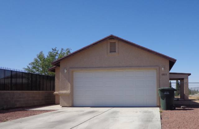 3 Bedroom 2 Bathroom Home photos photos