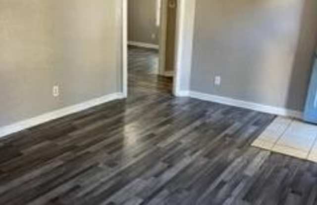 901 Kentland Gallery 2