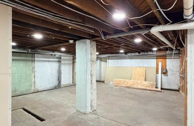 248 W STATE Street Gallery 3