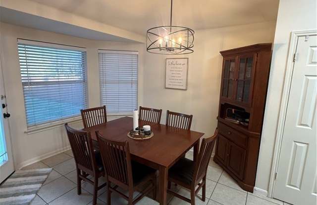 6007 Lone Star Court Gallery 2