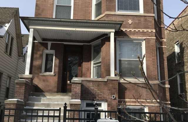 2944 N Ridgeway Avenue photos photos