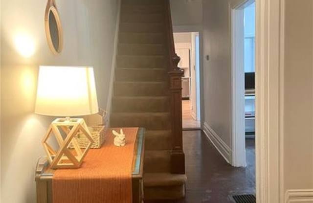 323 Mckee Place Gallery 2