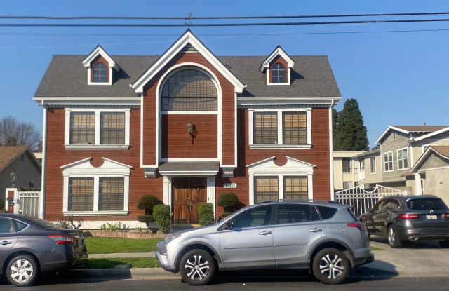 10425 Western Avenue photos photos