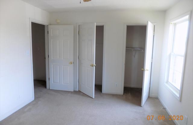 233 Tree Line Dr Gallery 4