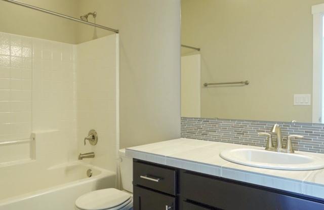 14580 36th Avenue Northeast Gallery 2