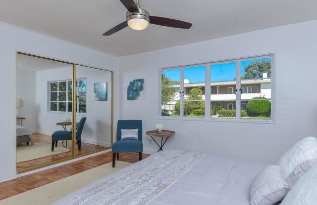 5262 VILLAGE Green Gallery 4