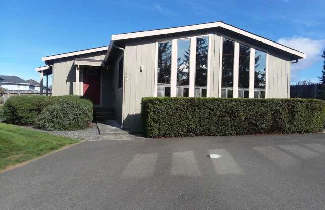 1645 Blackhawk Lane - 1645 Blackhawk Lane, McKinleyville, CA 95519