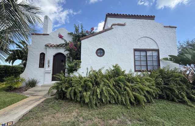 359 Greenbriar Drive photos photos
