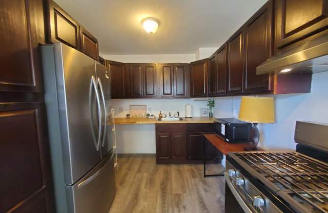 11 Bedford Avenue photos photos