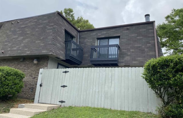 2301 W Michigan Ave - 2301 West Michigan Avenue, Bellview, FL 32526