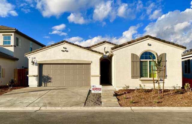 $2,350 Barstow  Leonard, 3 Bdrm + Office - Jesse Ln, Clovis / Solar Panels, Gated Community photos photos
